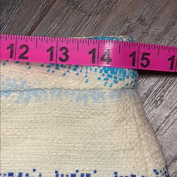 Alice + Olivia Eli Ivory Tweed Mini Skirt - Picture 8 of 9